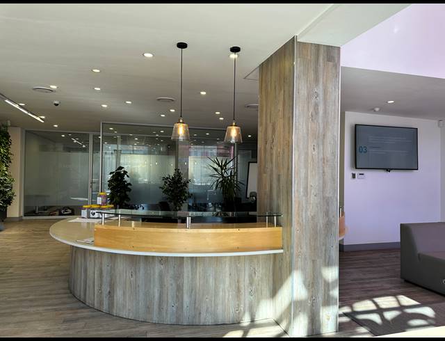 425M² OFFICE TO LET IN SANDTON CENTRAL